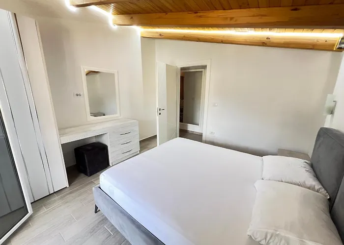 Oazi House * Vlorë