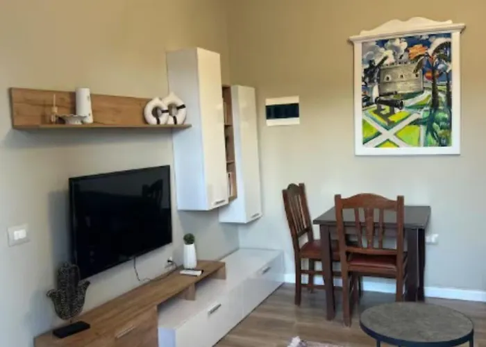 Oazi House 公寓 Vlorë