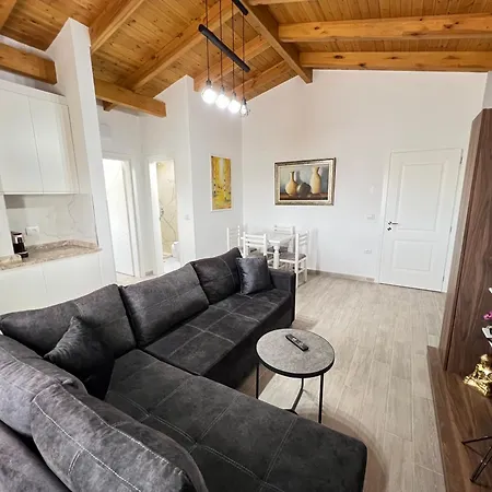 公寓 Oazi House Vlorë