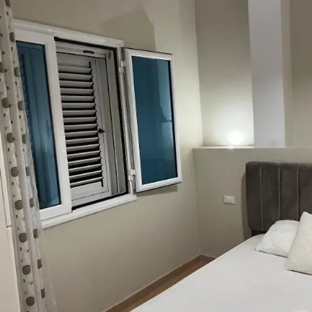 Oazi House Vlorë