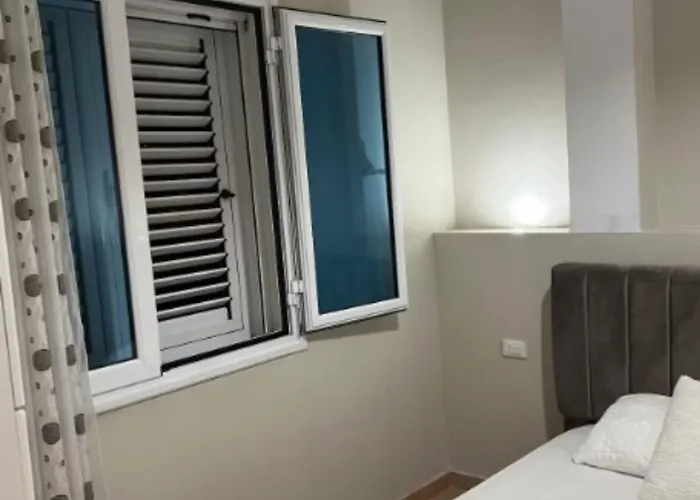 Oazi House Vlorë